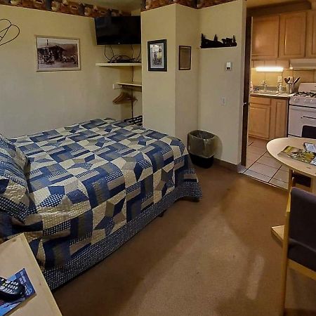 Elk Run Inn Крейг Экстерьер фото