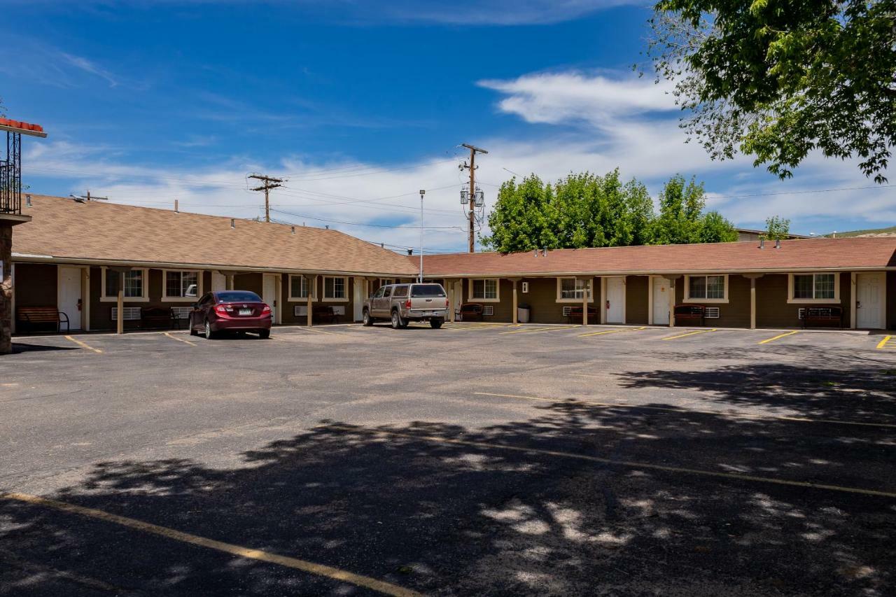 Elk Run Inn Крейг Экстерьер фото