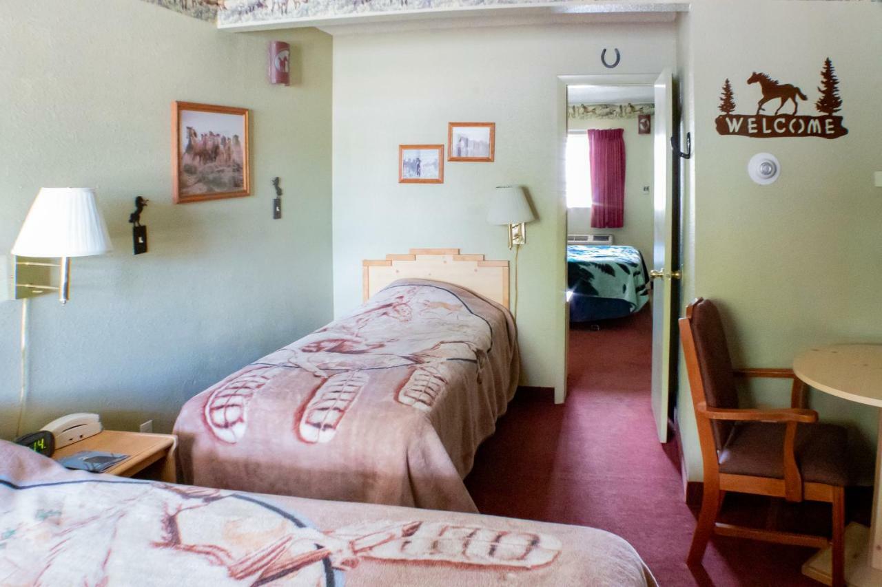Elk Run Inn Крейг Экстерьер фото